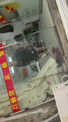 lv_0_20260429142143.gif